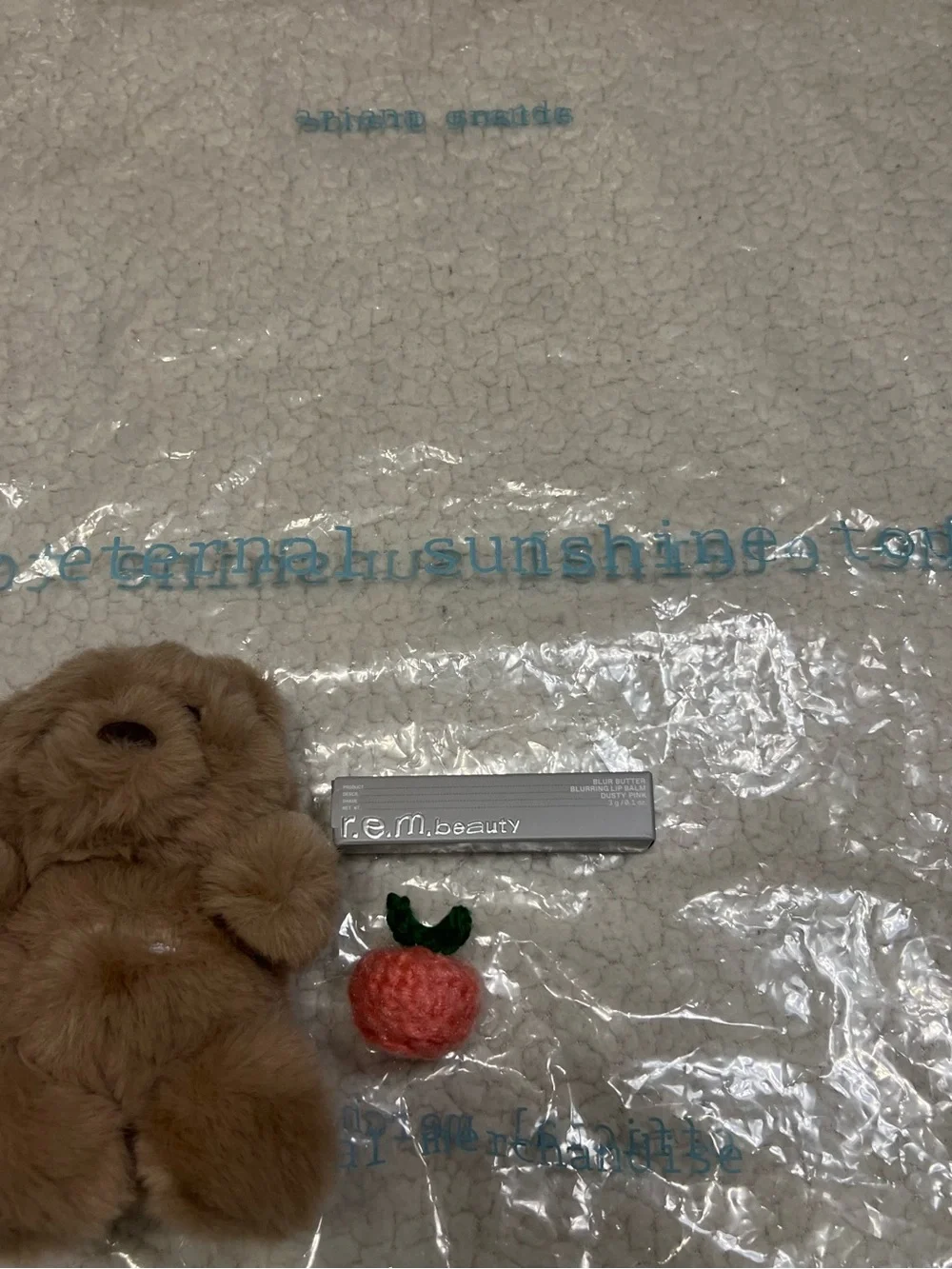 Ariana Grande R.E.M Beauty Bear Keychain + Peach with Blur Butter in Dusty Pink